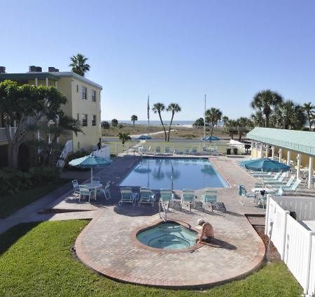 Treasure Island Beach Club 727-360-7096 St. Pete Beach Exteriör bild