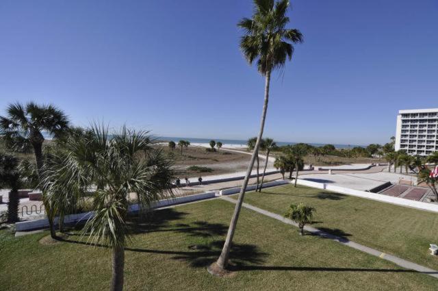 Treasure Island Beach Club 727-360-7096 St. Pete Beach Exteriör bild
