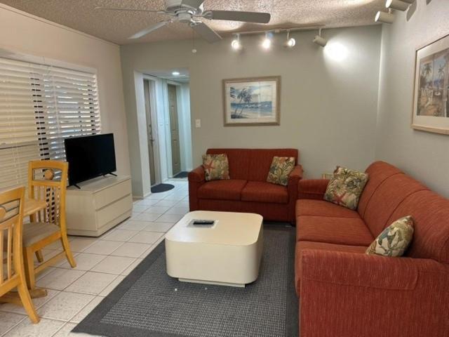 Treasure Island Beach Club 727-360-7096 St. Pete Beach Exteriör bild